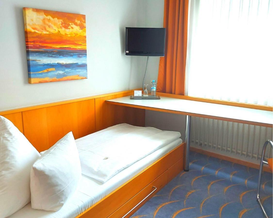 Genohotel Карлсруе Екстер'єр фото